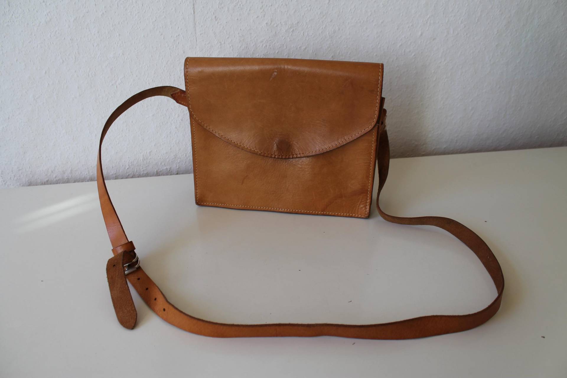 Handtasche, Leder, Crossbodybag, Vintage, 70-Er-Jahre von VintageWundertuete