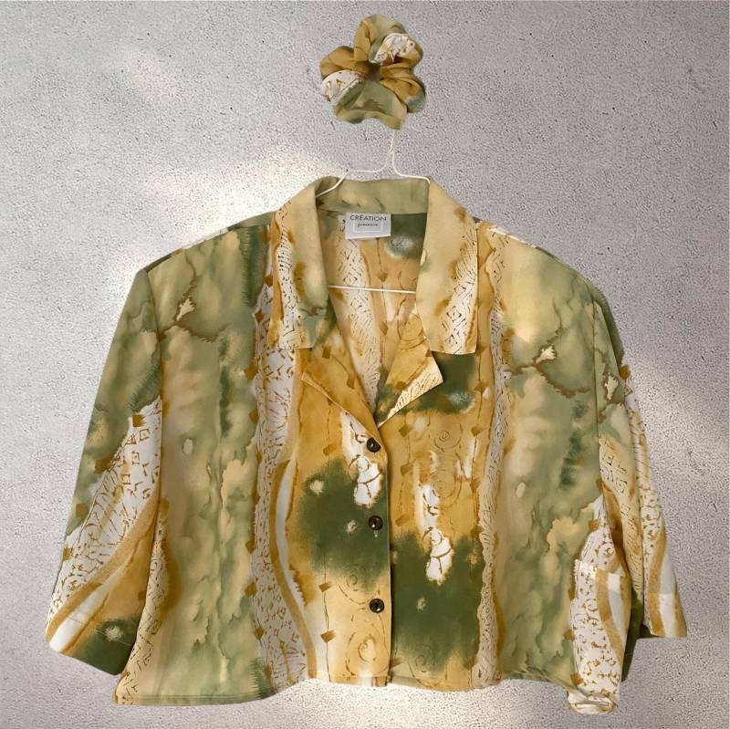 Vintage Crop Blouse Scrunchie Set Vintage Crop Blouse Scrunchie Set von VintageandwavesShop