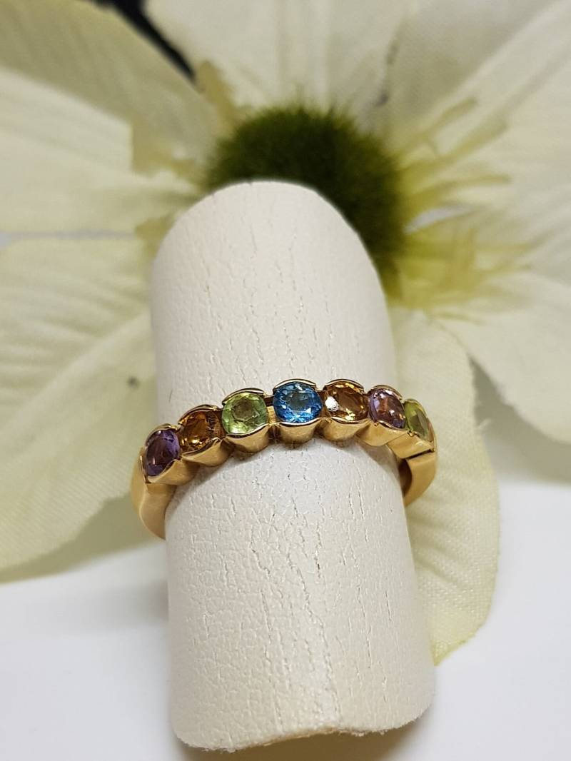 Damenring 750Er Gelbgold Mit Echten Bunten Steinen, Ein Richtiger "Regenbogenring" Der Laune Macht von VintagebyPfau