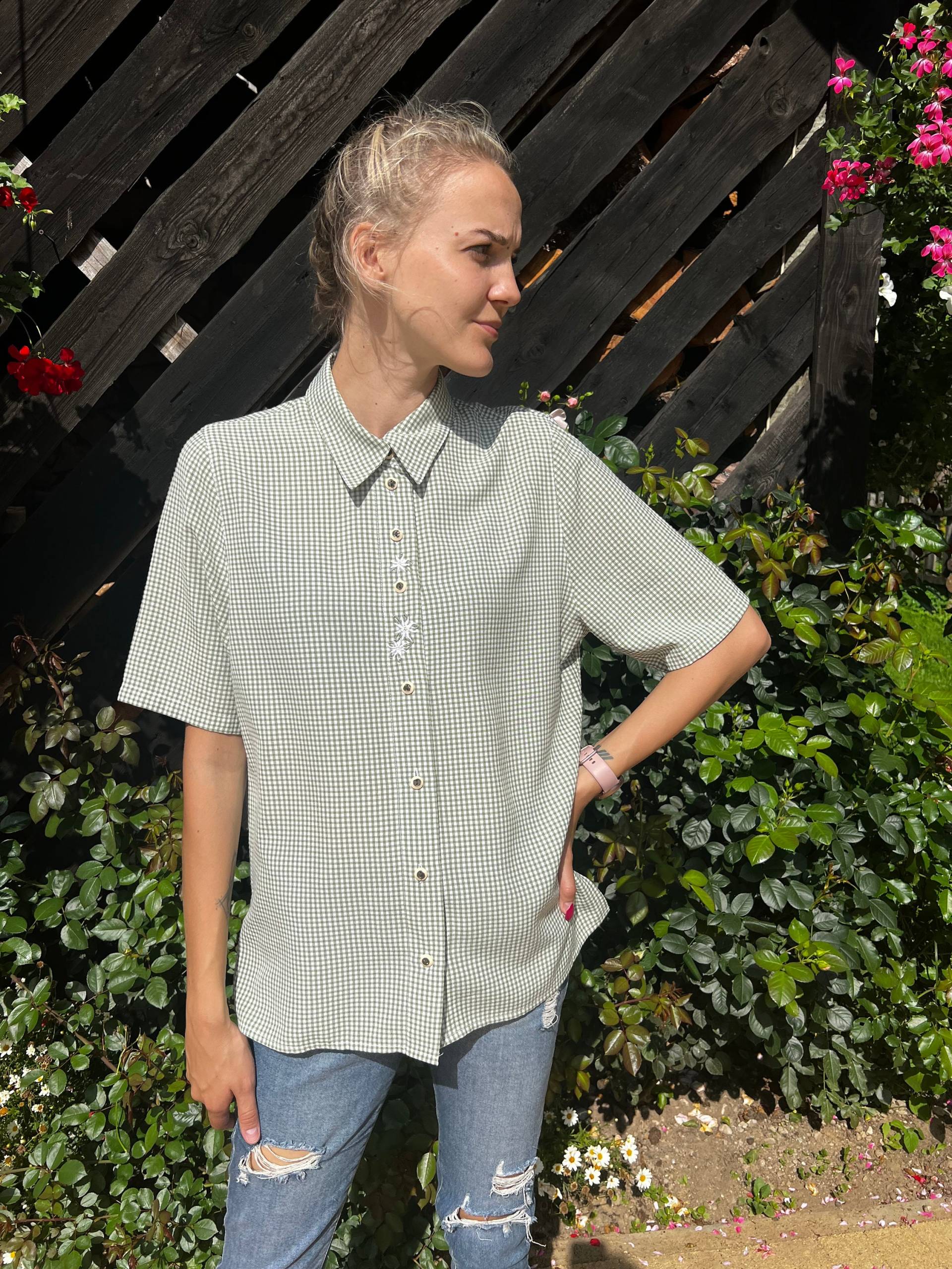 Frauen Lodenhemd Dirndl Bluse Kariertes Kurzarm Hemd Grün Kariert Folklore Trachtenhemd Größe Mittelgroße Bis Große von VintagefairyStudio