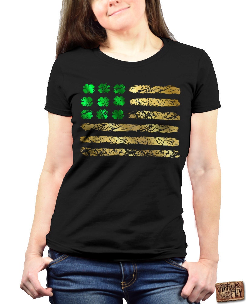 st Patricks Day Shirt - Damen T-Shirt Irish American Irish Shirt Flag Waterbase Green & Gold Foil Imprint S-3x von Vintageflyclothingco