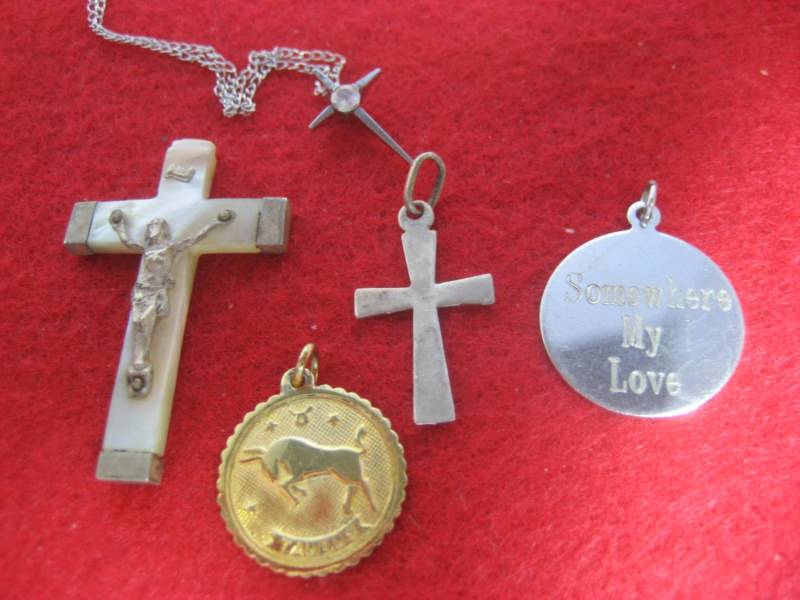 5 Markierte Sterlingsilber, Mehrere Kreuze Ein Mit Kette von Vintagegini