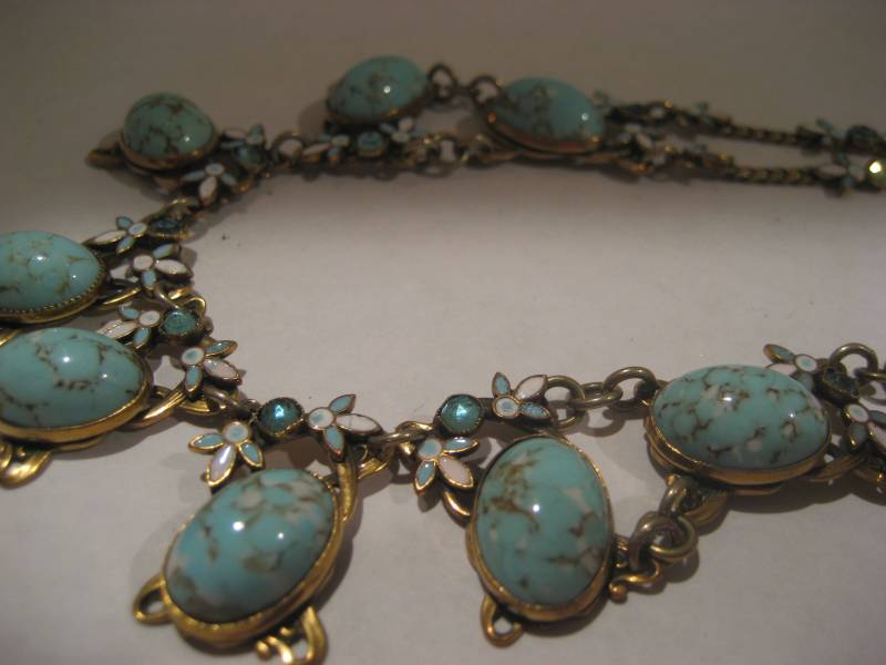 Ein Weiterer K.u.k.? Emaille Und Steine Renaissance Revival Halskette von Vintagegini