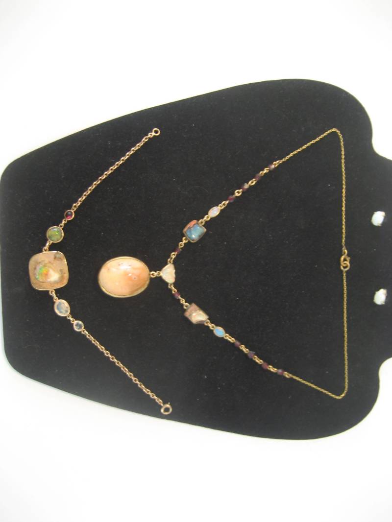 Exquisite Antike Maß 14K Solid Gold Opal Halskette Armband Und Ohrringe von Vintagegini