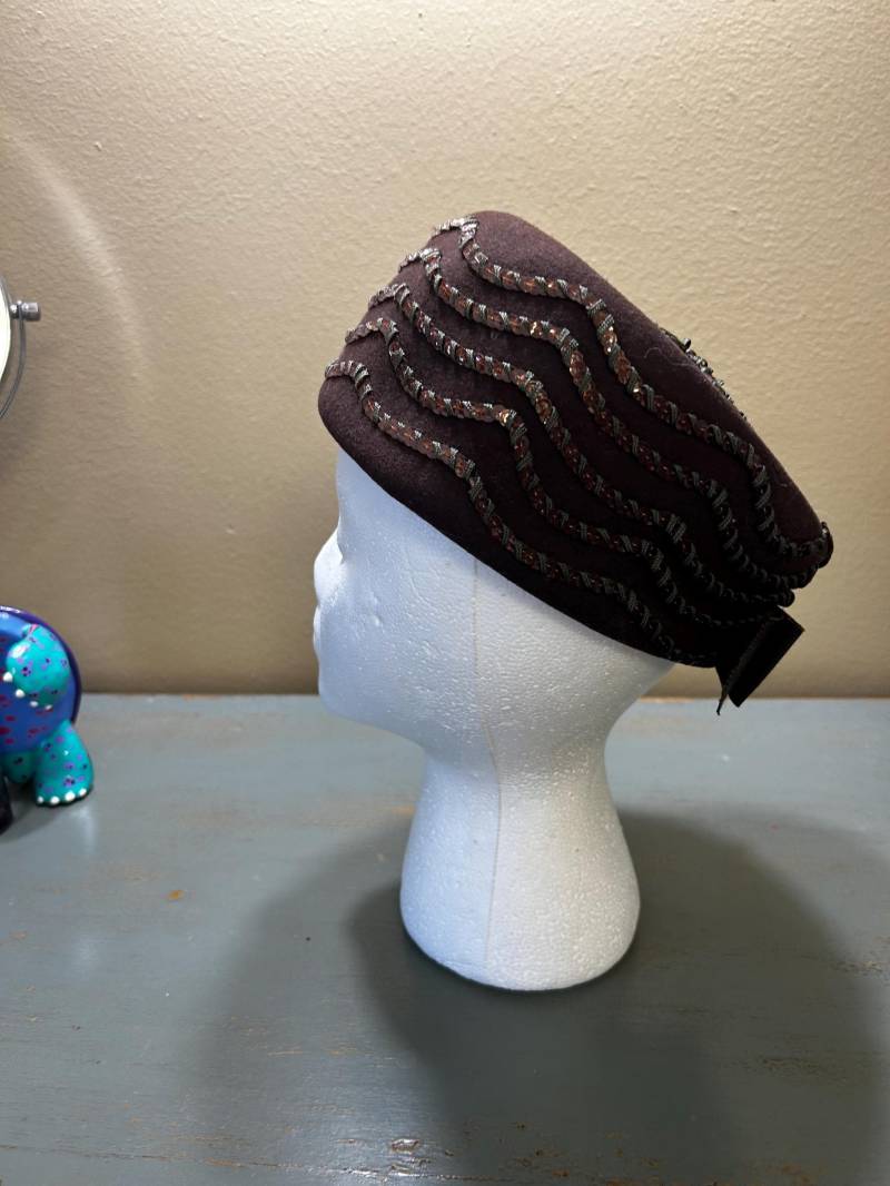 Vintage 1940S Brauner Pailletten Designer Turban Stil Cap Hut ~ Damen Accessoire Fun von Vintageholidaystore