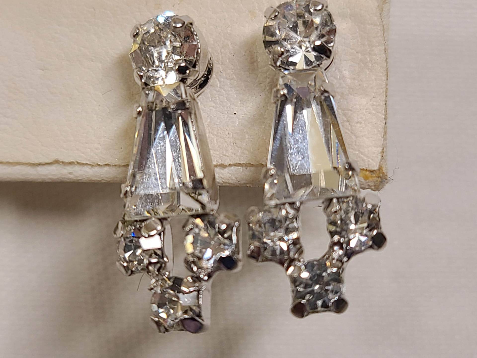 Vintage Jay Flex Strass-Ohrringe, 925 Silber, Silberfarben von Vintageisnow