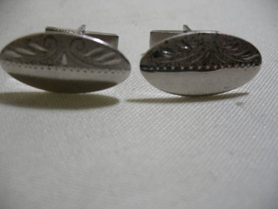 Vintage Paar Sterling Silber Manschettenknöpfe Mit Gravur Dekoration von Vintageisnow