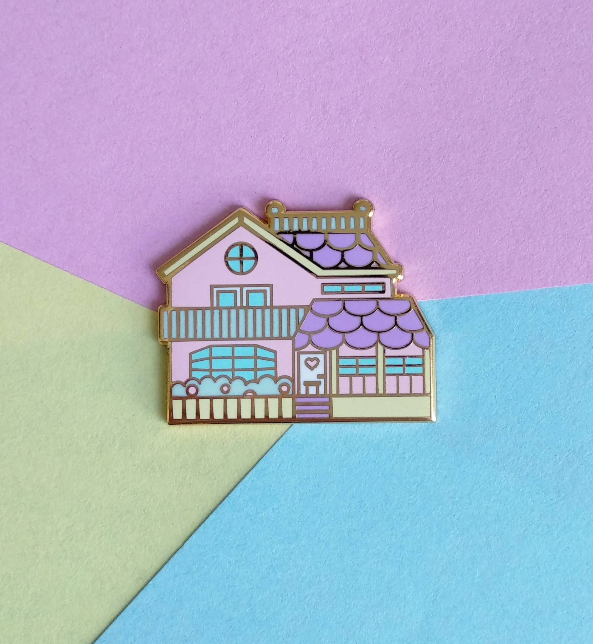Cosy Home Pin - Tiny Houses Hart-Emaille-Pin-Haus Cosy Home Pin - Tiny Houses Hart-Emaille-Pin-Haus von Vintagemlife