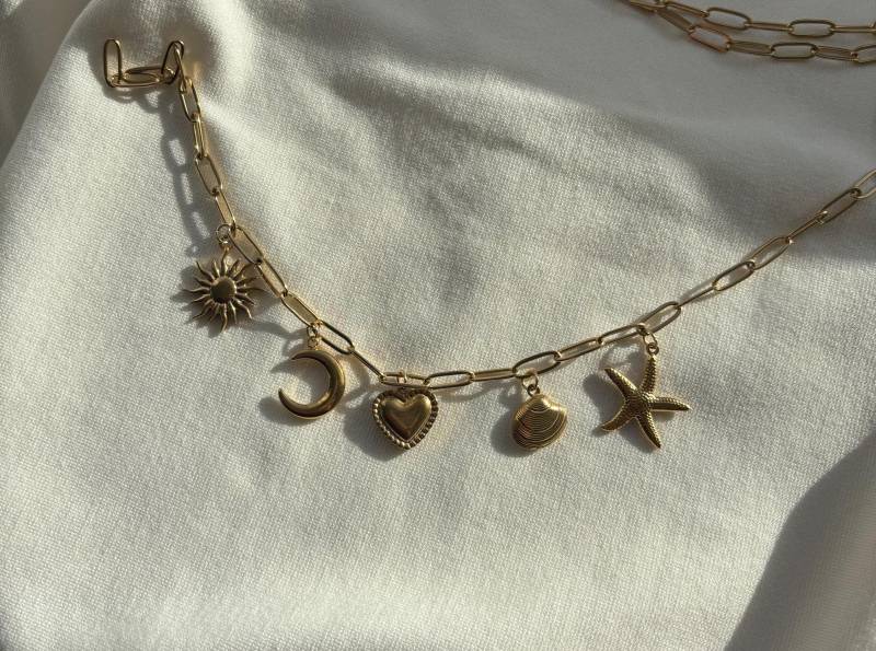 Build Your Necklace/Individual Charm von Vintageringede