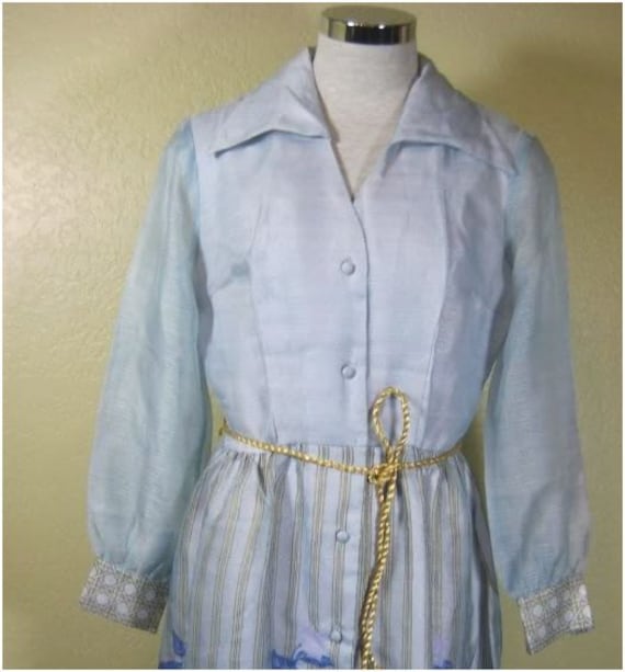 Vintage Alfred Shaheen Hellblaues Langarm Kleid Gr. 6 7 8 von Vintages727