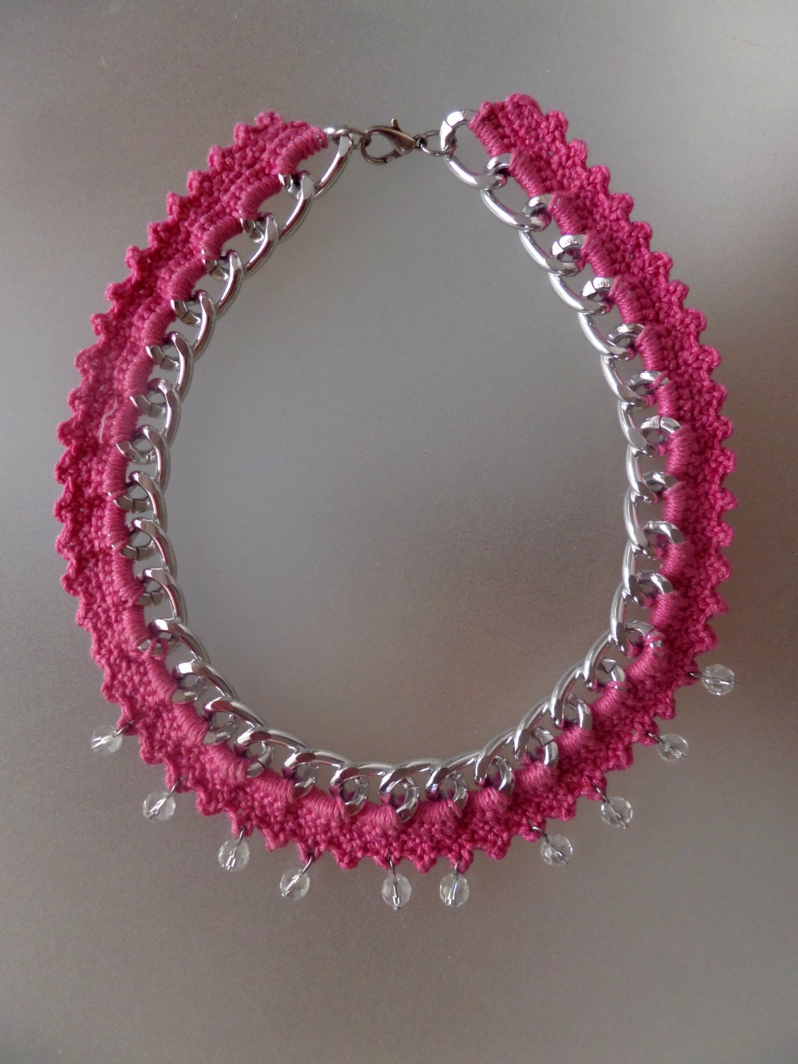 Gehäkelte Statement Kette/Versilberte Gehäkelte & Perlenbesetzte von Vintagespecialmoment