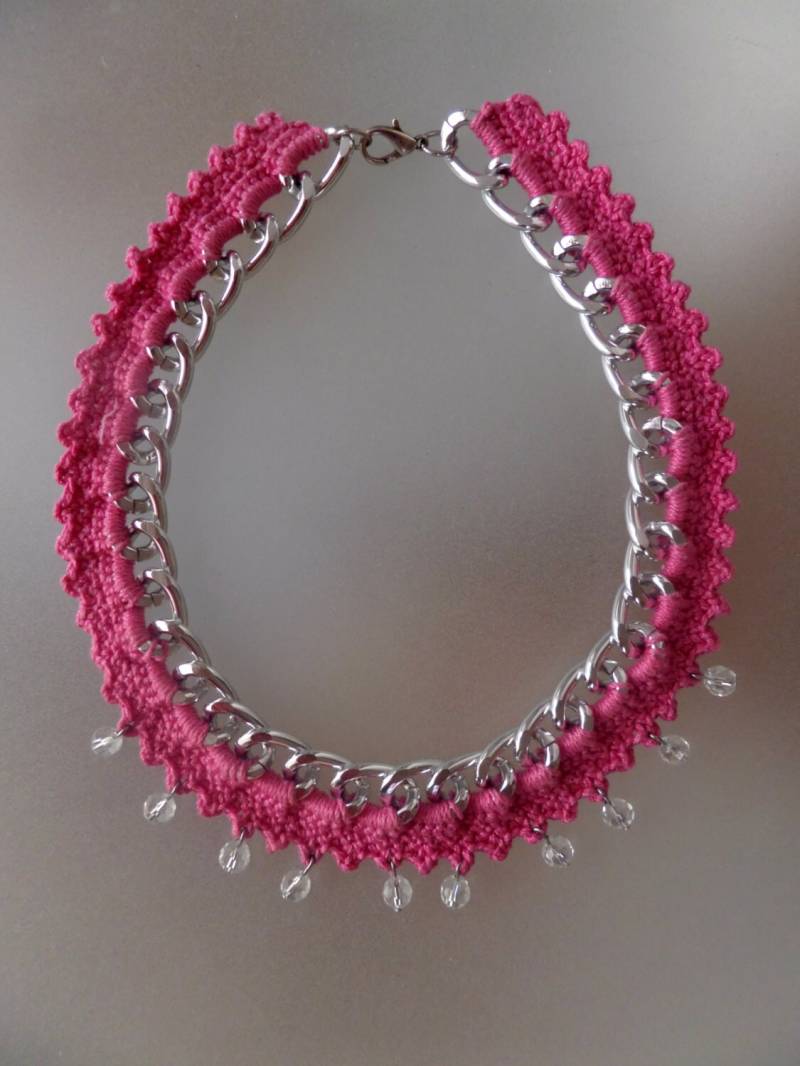 Gehäkelte Statement Kette/Versilberte Gehäkelte & Perlenbesetzte von Vintagespecialmoment