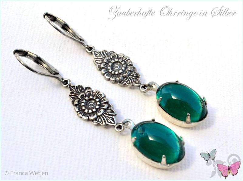 Funkelnde Vintage Style Ohrringe Ohrhänger Glas Cabochon Silber Petrol Teal Lang Oval Jugendstil Art Deco Nostalgisch Glascabochon von VintagestyleEarrings