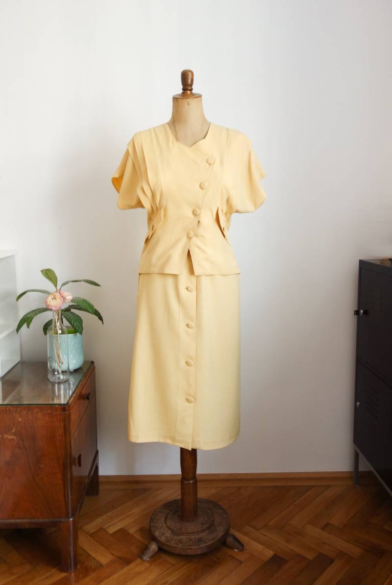 80Er Jahre Kleid, Gelb Mit Großen Knöpfen von VintageundRosenroth