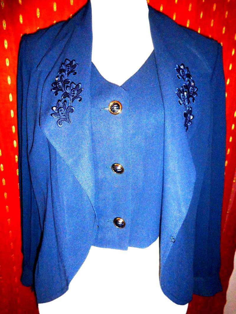 Blazerblauvintagemlromantikembroidery von Vintagewunderwelt