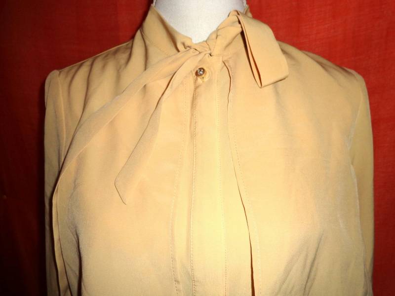 Blusevintagebeigesand38Sm von Vintagewunderwelt