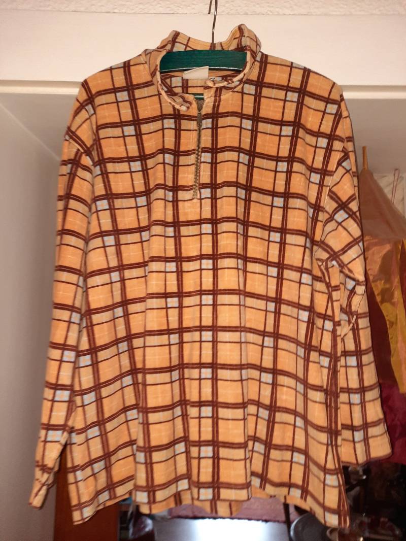 Blusevintagefleecekariertml Blusevintagefleecekariertml von Vintagewunderwelt