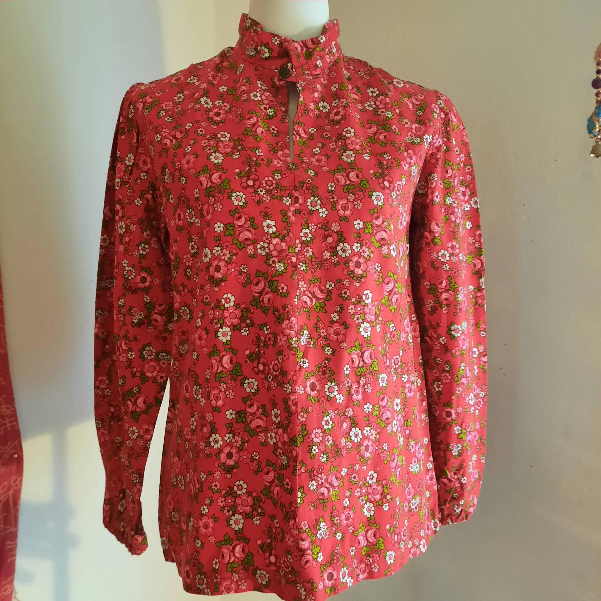 Blusevintagegeblümtml70Erseventies Blusevintagegeblümtml70Erseventies von Vintagewunderwelt