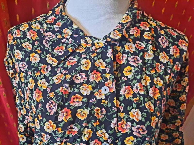 Blusevintagegeblümtoversizedfloral von Vintagewunderwelt