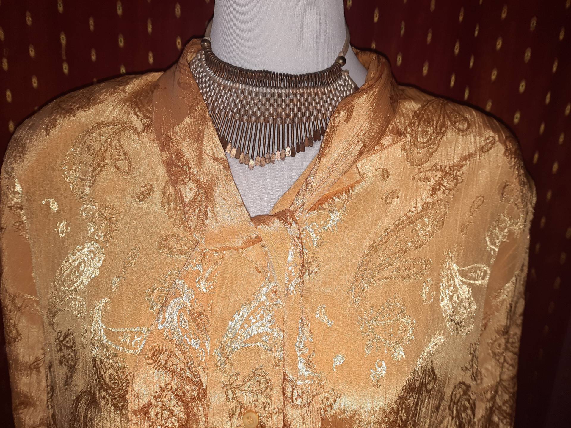 Blusevintagegelbmpaisley Blusevintagegelbmpaisley von Vintagewunderwelt