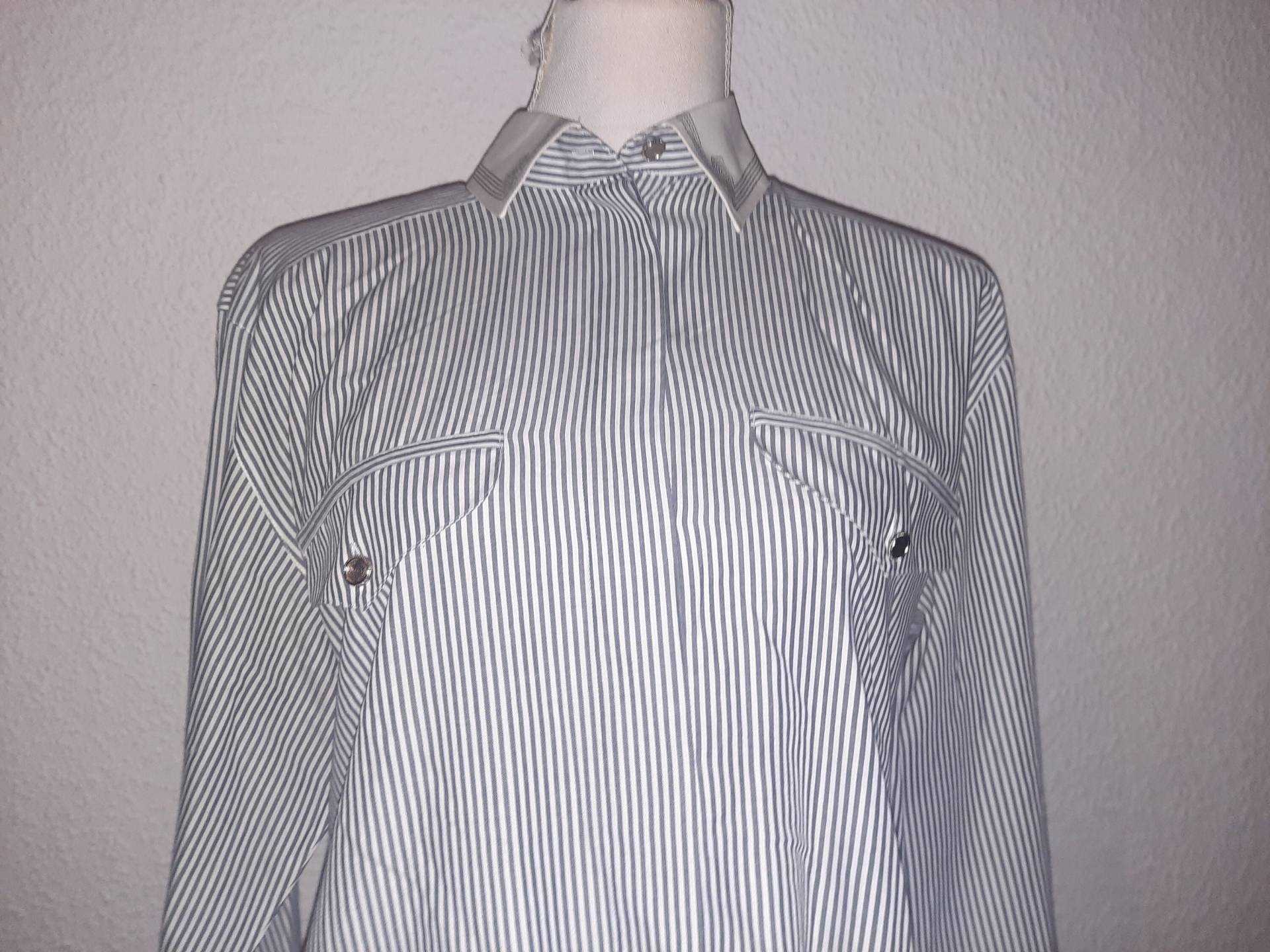 Blusevintagegestreift40Verse Blusevintagegestreift40Verse von Vintagewunderwelt