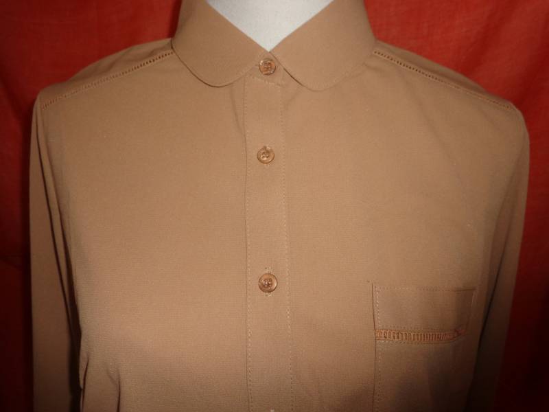 Blusevintagehellbraunkunstfaserbeige Blusevintagehellbraunkunstfaserbeige von Vintagewunderwelt