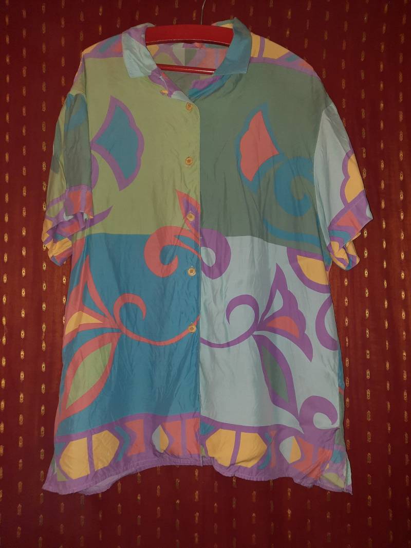 Blusevintagepastelloversized46L Blusevintagepastelloversized46L von Vintagewunderwelt