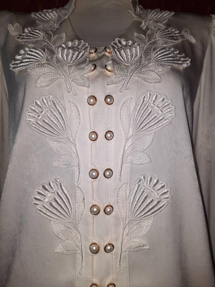 Blusevintageweißrüschenromantik38 von Vintagewunderwelt