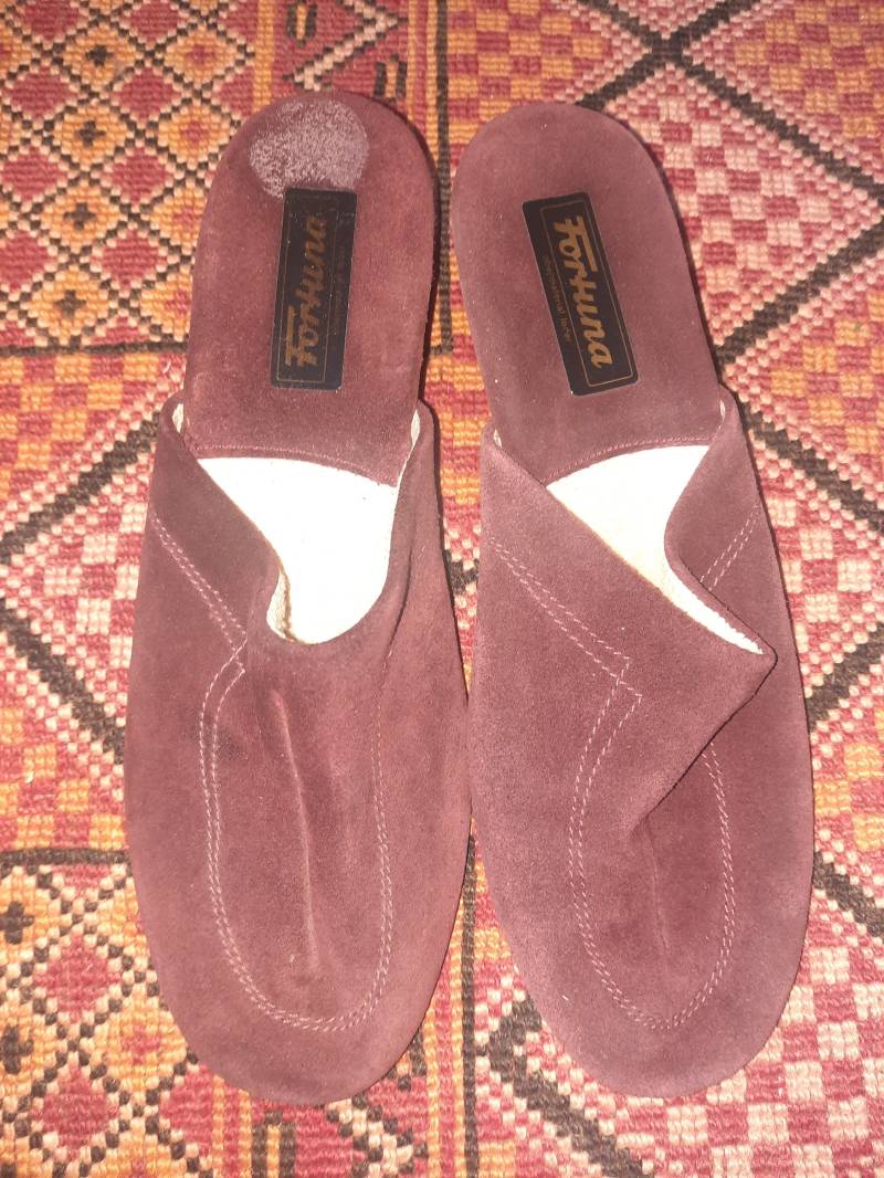 Hausschuhevintagerotleder70Erseventies40 Hausschuhevintagerotleder70Erseventies40 von Vintagewunderwelt