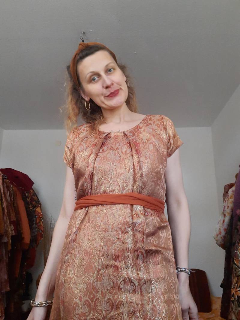 Kleidvintagebrokatglitzerm4042 von Vintagewunderwelt