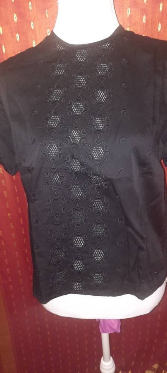 Oberteiltopbluseschwarzm von Vintagewunderwelt