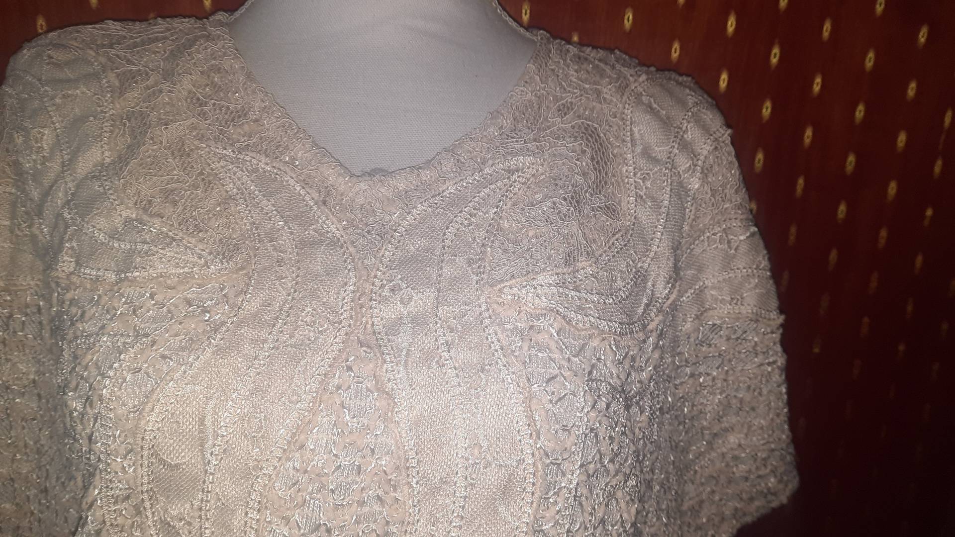 Pullipulloverbeigeweißm von Vintagewunderwelt