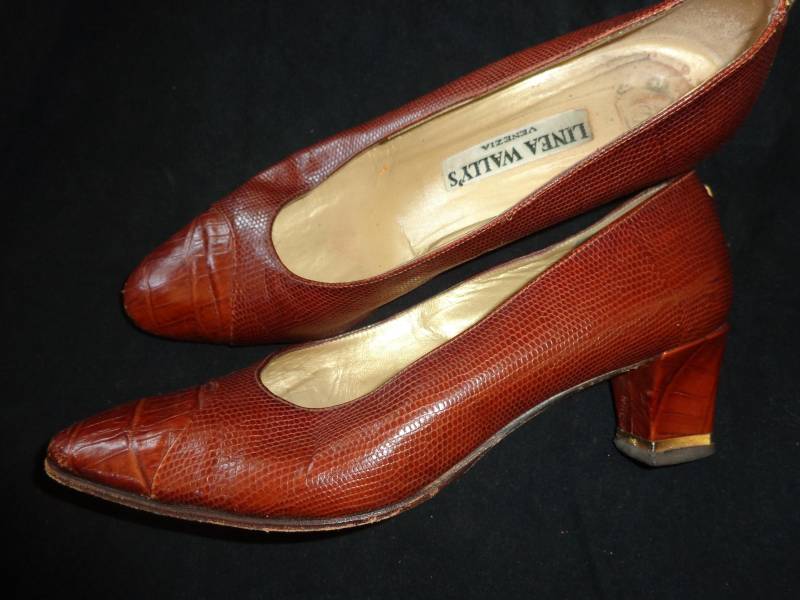 Pumpsbraun+Goldledervintageschuhe37.5 Pumpsbraun+Goldledervintageschuhe37.5 von Vintagewunderwelt