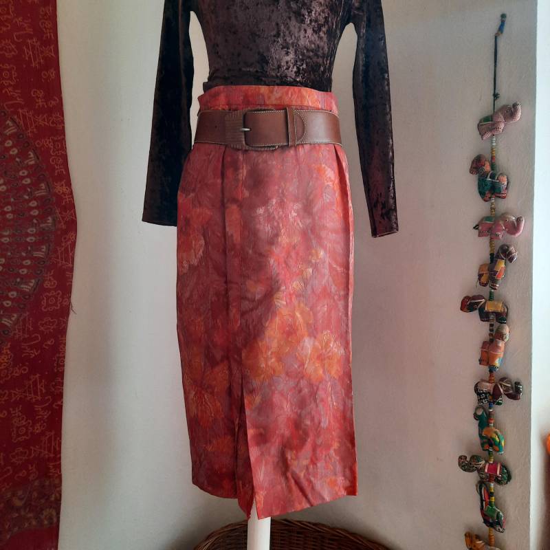 Rockvintagegeblümtrotpinkflowers38 Rockvintagegeblümtrotpinkflowers38 von Vintagewunderwelt