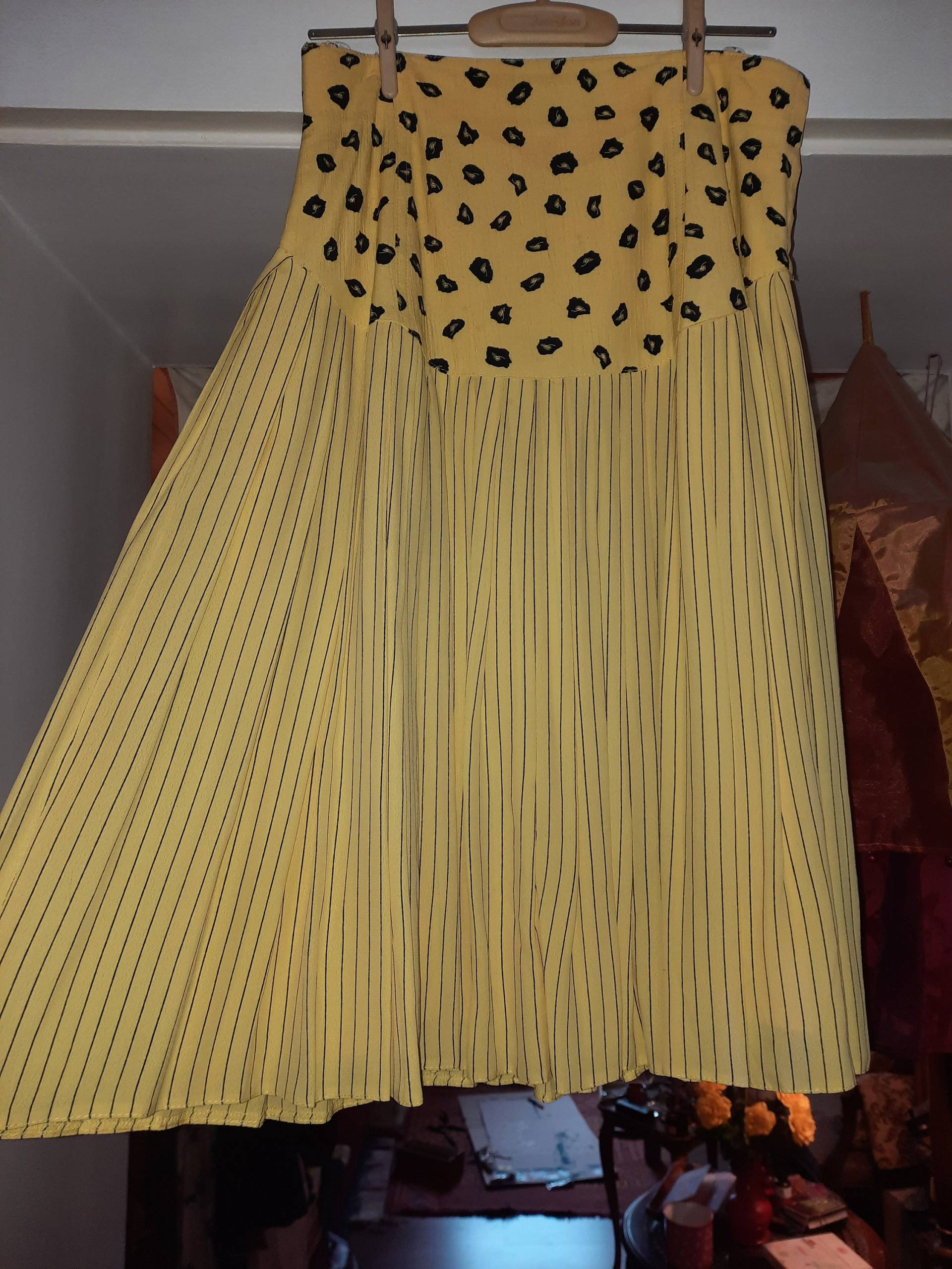 Rockvintagegelb3638 Rockvintagegelb3638 von Vintagewunderwelt