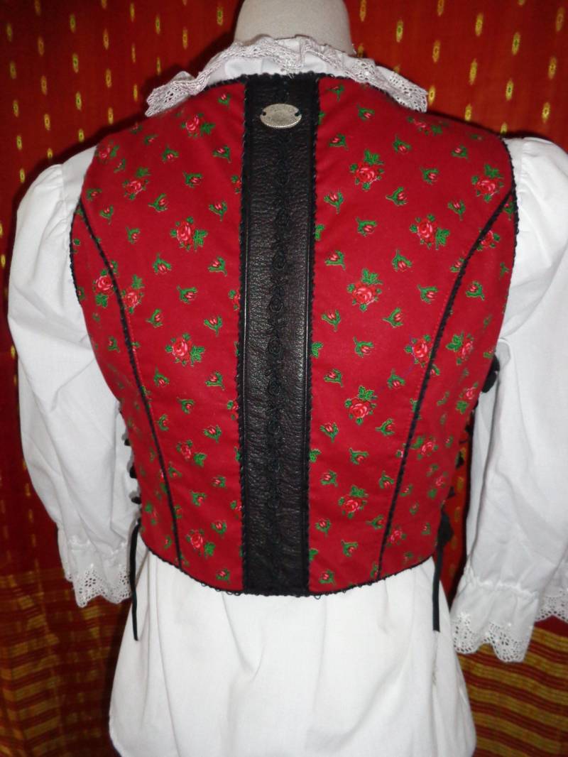 Westevintaagetrachtenchristine Weber38Anno Dominirotschwarz von Vintagewunderwelt