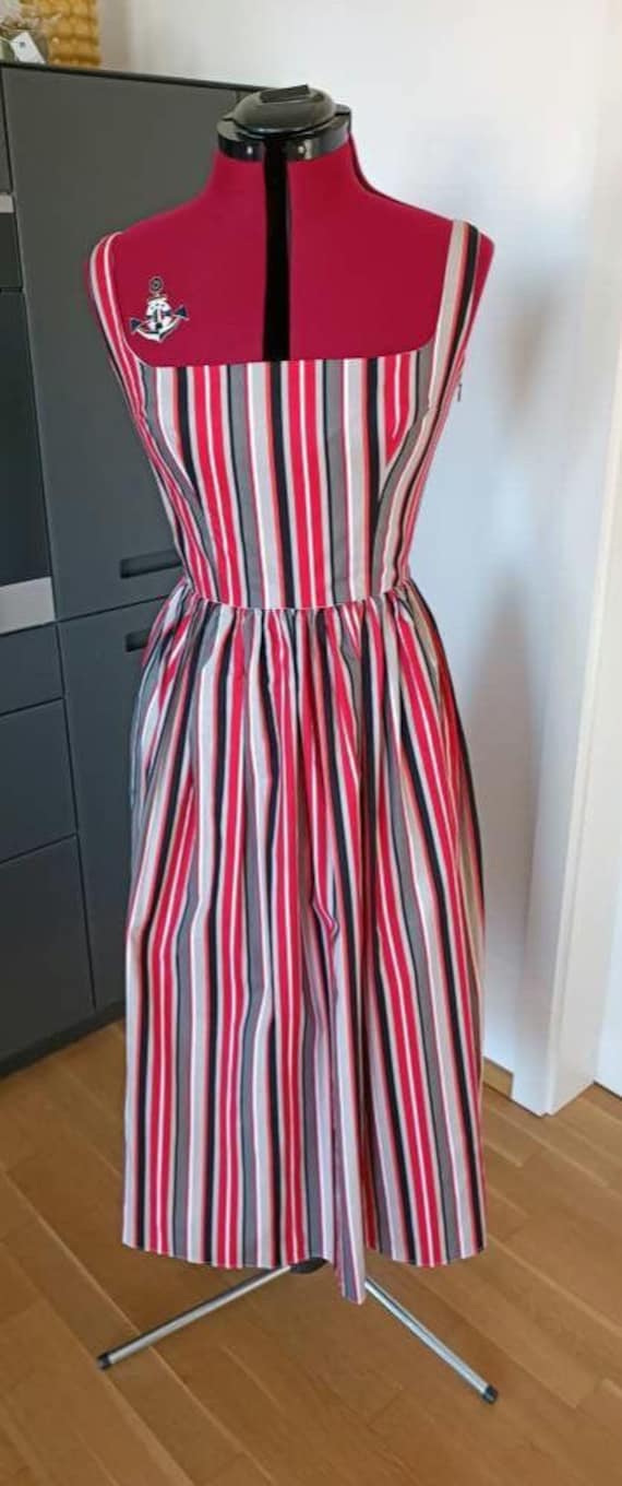Vintage Retro Dress Im 50Er 60Er Still Rockabilly Gr 38/40 von VintiArt