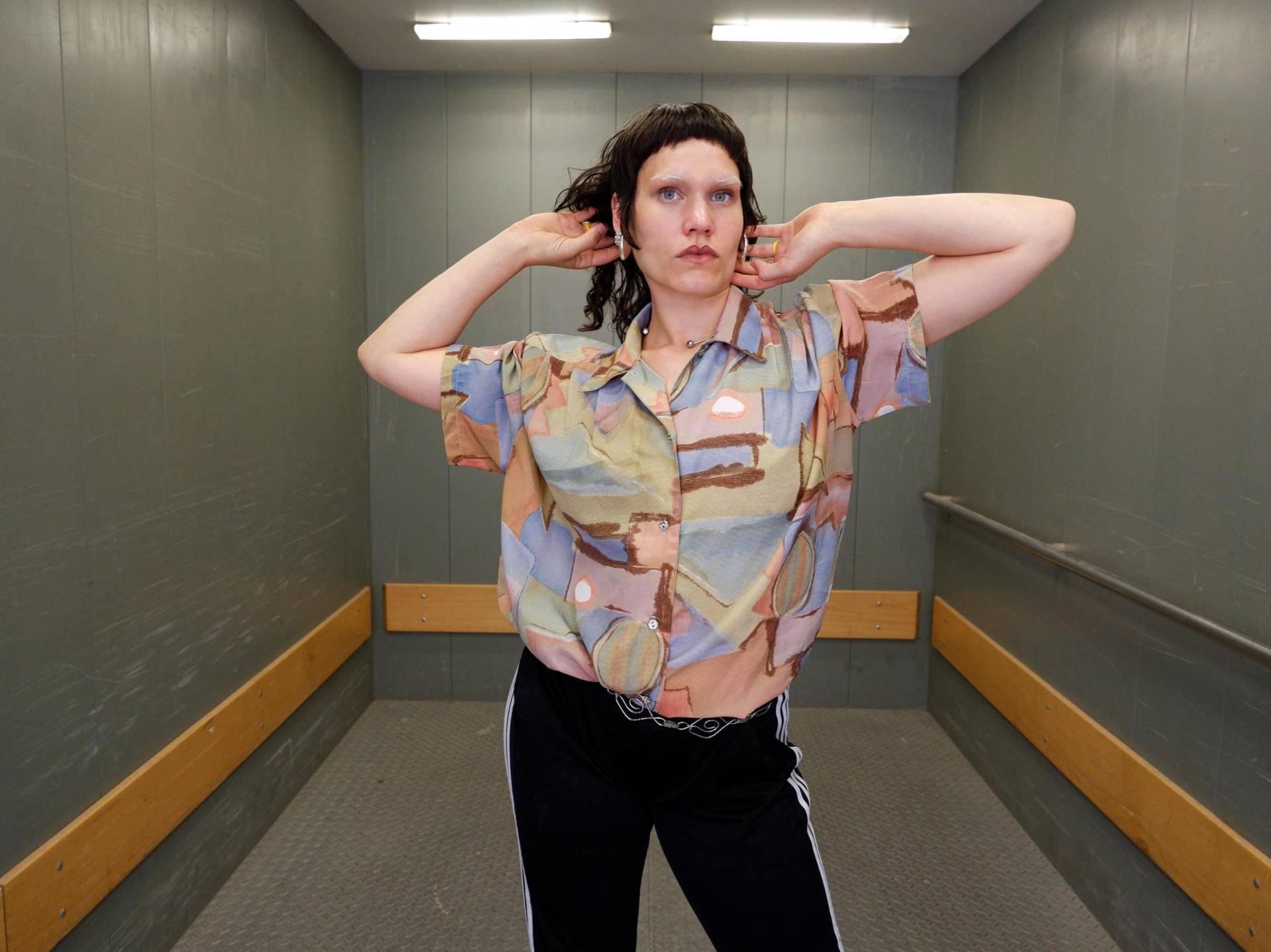 Vintage 90Er Jahre Buntes Abstraktes Muster Shirt Gr. L-xl von VintiVintageStudio