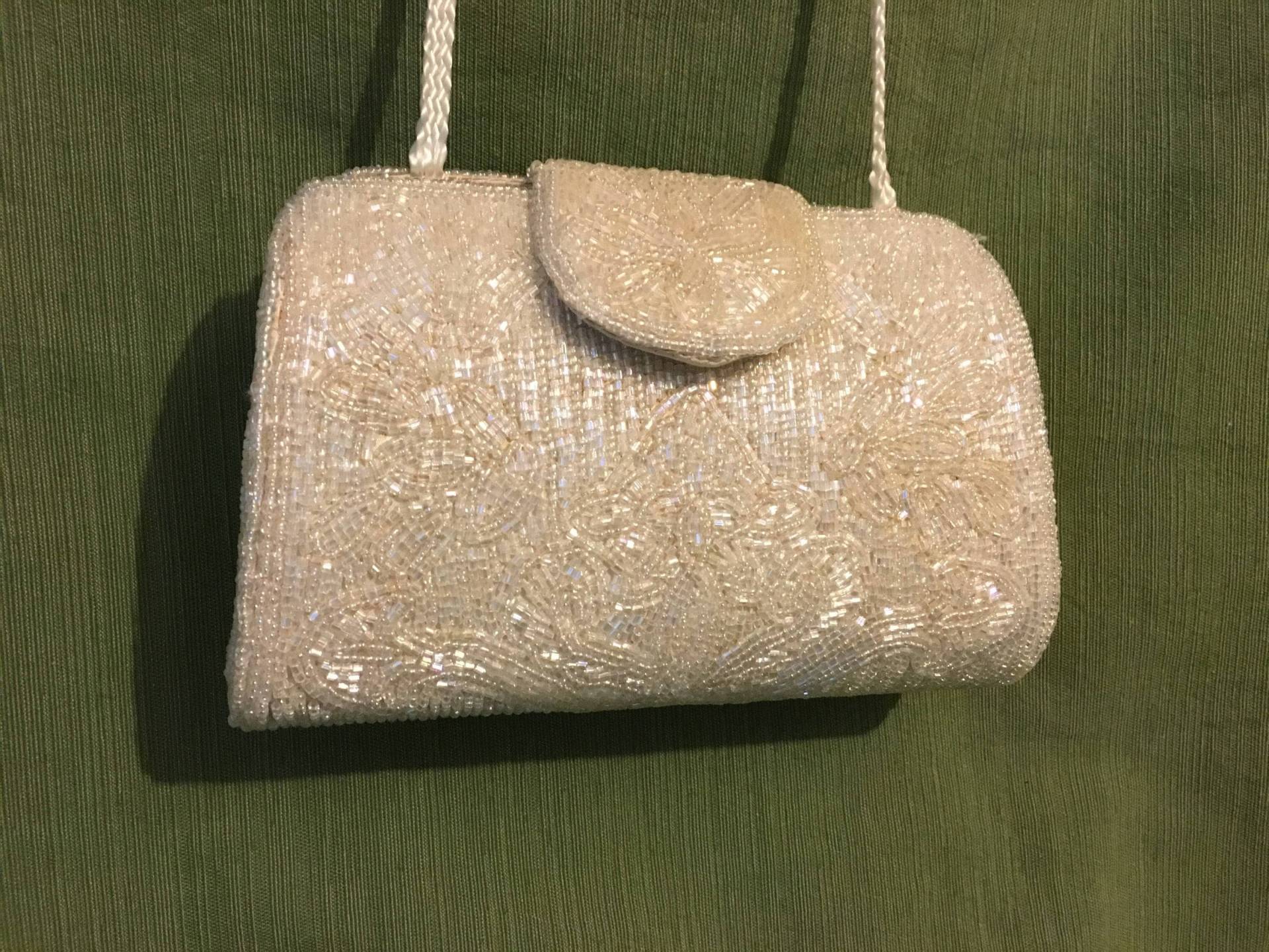 Jahrgang Le Regale Perlen Abend Clutch/Umhängetasche Jahrgang Le Regale Perlen Abend Clutch/Umhängetasche von ViolaGraceVintage