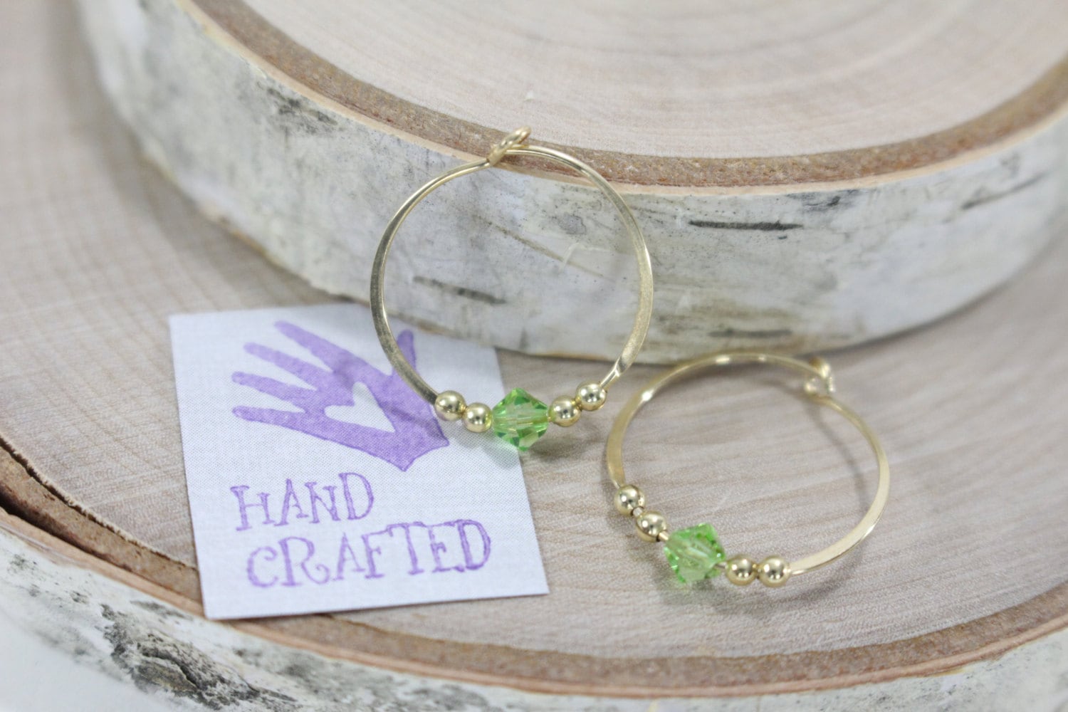 Gold Filled Creolen Peridot Swarovski Kristall Perle Endlos Rund Handgefertigt Gold Filled Creolen Peridot Swarovski Kristall Perle Endlos Rund Handgefertigt von VioletandVirtue