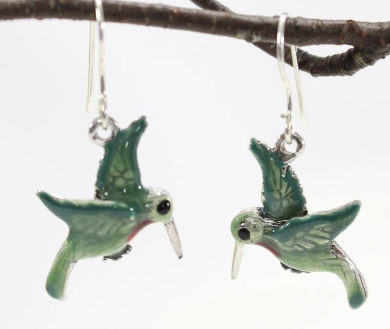 Kolibri-Ohrringe. Von Hand Emailliert Grün Und Rot Über Sterling Silber. Wald, Natur Inspiriert. Gärtner, Vogelbeobachter Geschenk Kolibri-Ohrringe. Von Hand Emailliert Grün Und Rot Über Sterling Silber. Wald, Natur Inspiriert. Gärtner, Vogelbeobachter Geschenk von VioletandVirtue