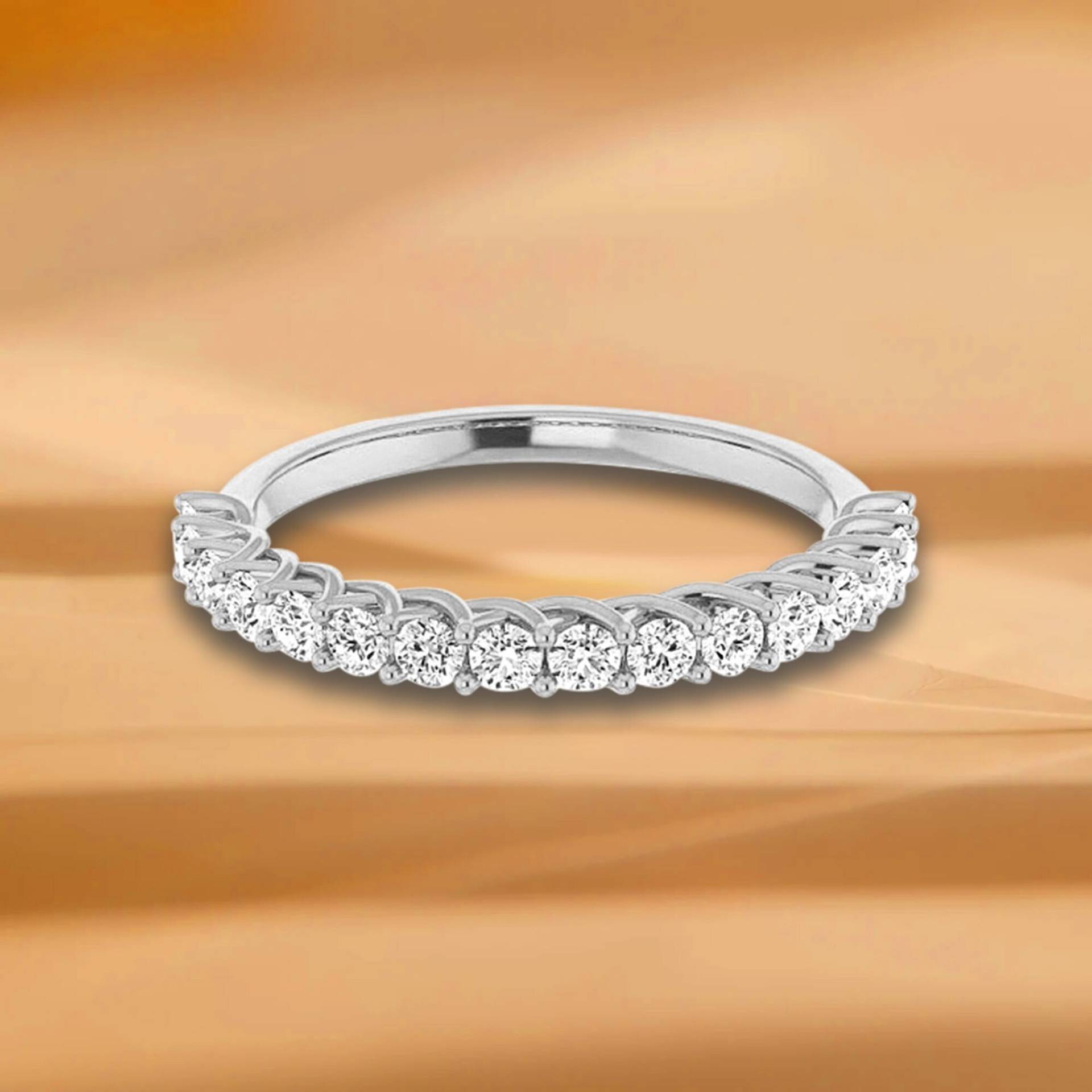 0, 50 Ct. Rundschliff Diamant, Spalier Ehering - 14K/18K Weiß, Gelb, Rosegold Und Platin 950, Natürliche Diamanten Jubiläumsring von VirabyaniFineJewelry