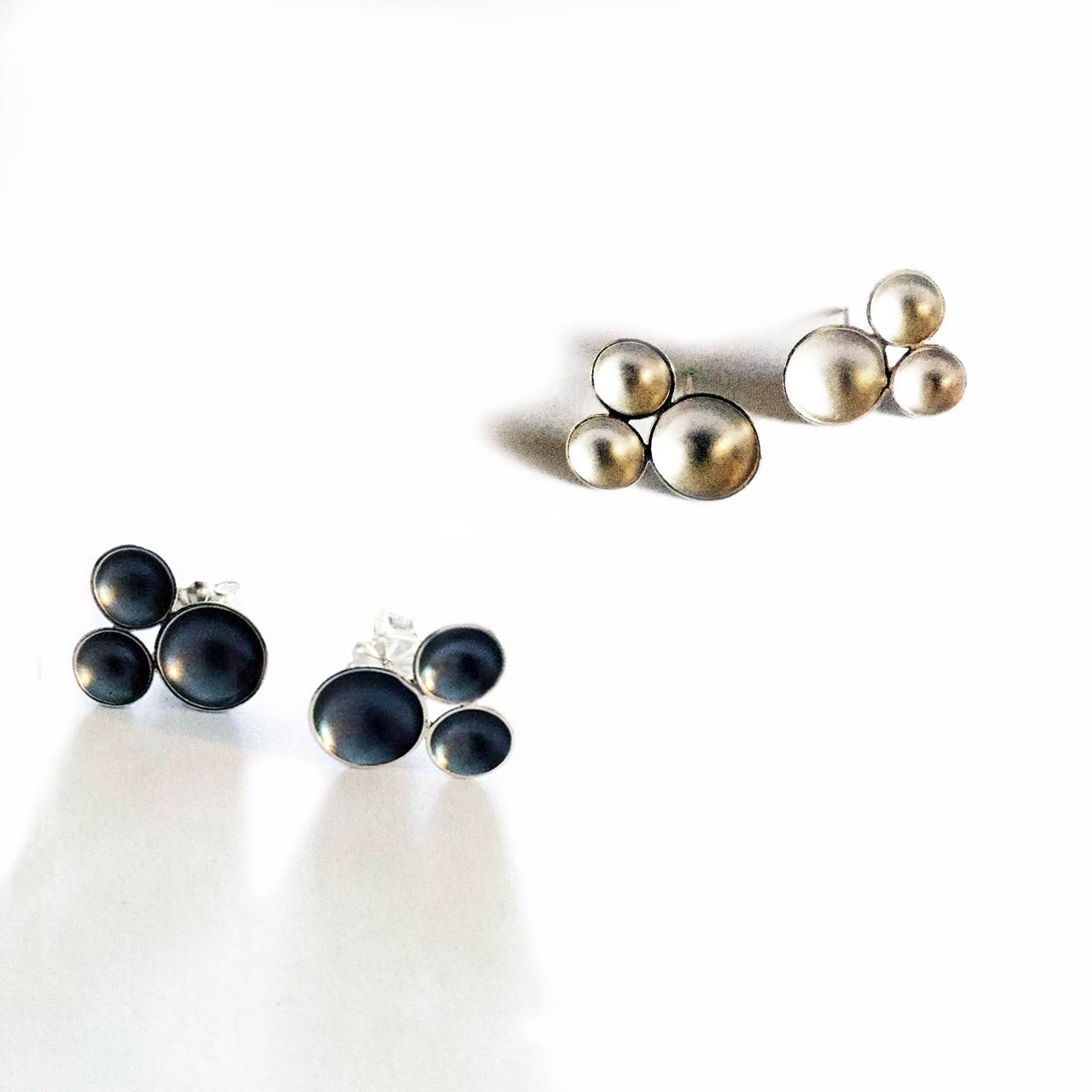Drei Schalen-Ohrstecker Aus Sterlingsilber Und Dunkler Patina von VirginiaStevensDsgns