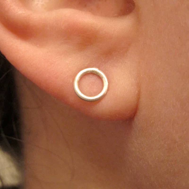 Offene Draht Kreise Ohrstecker 14K Gold Filled Kleine Sterling Silber Schlichte Moderne Minimal Ohrringe Runde 0034 von VirginiaWynne