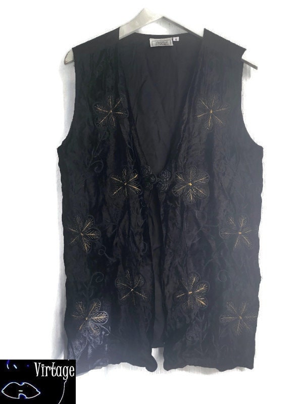 80Er90Er Weste Velour Bestickt Schwarz Gold Floral Gemustert Seitlich Geschlitzt Langes Ärmelloses Top Boho Größe M von VirtageVintage