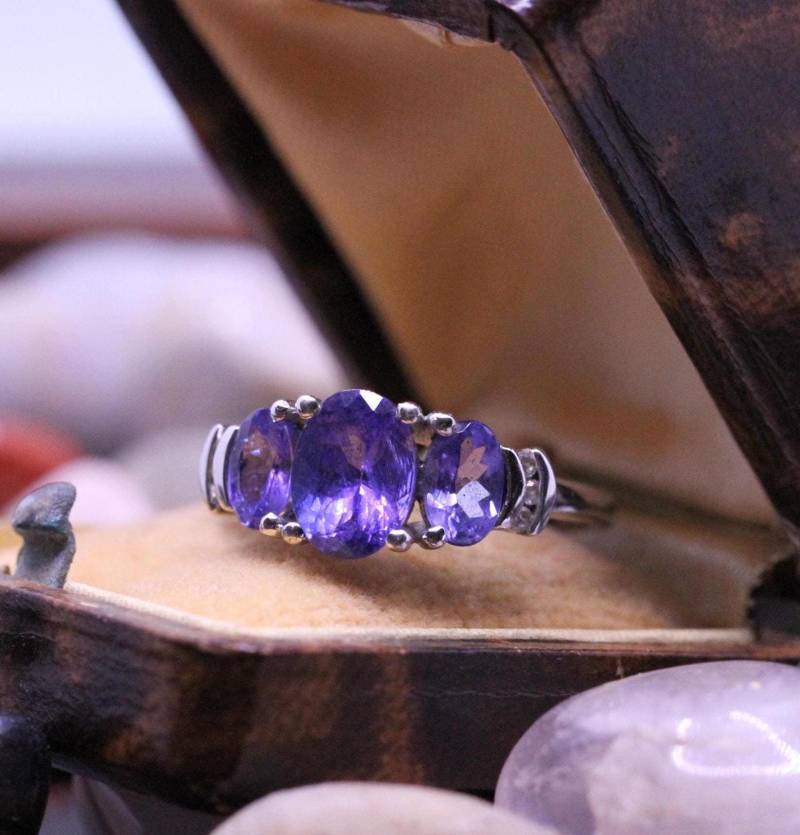 Tansanit-Diamant-Ring in 375/9K Gold, Harry Ivens von ViselaJewelry