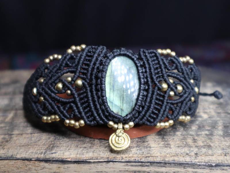 Black Macrame Bracelet With Set Labradorite, Macrame, Bracelet, Fairy von Vishaad143