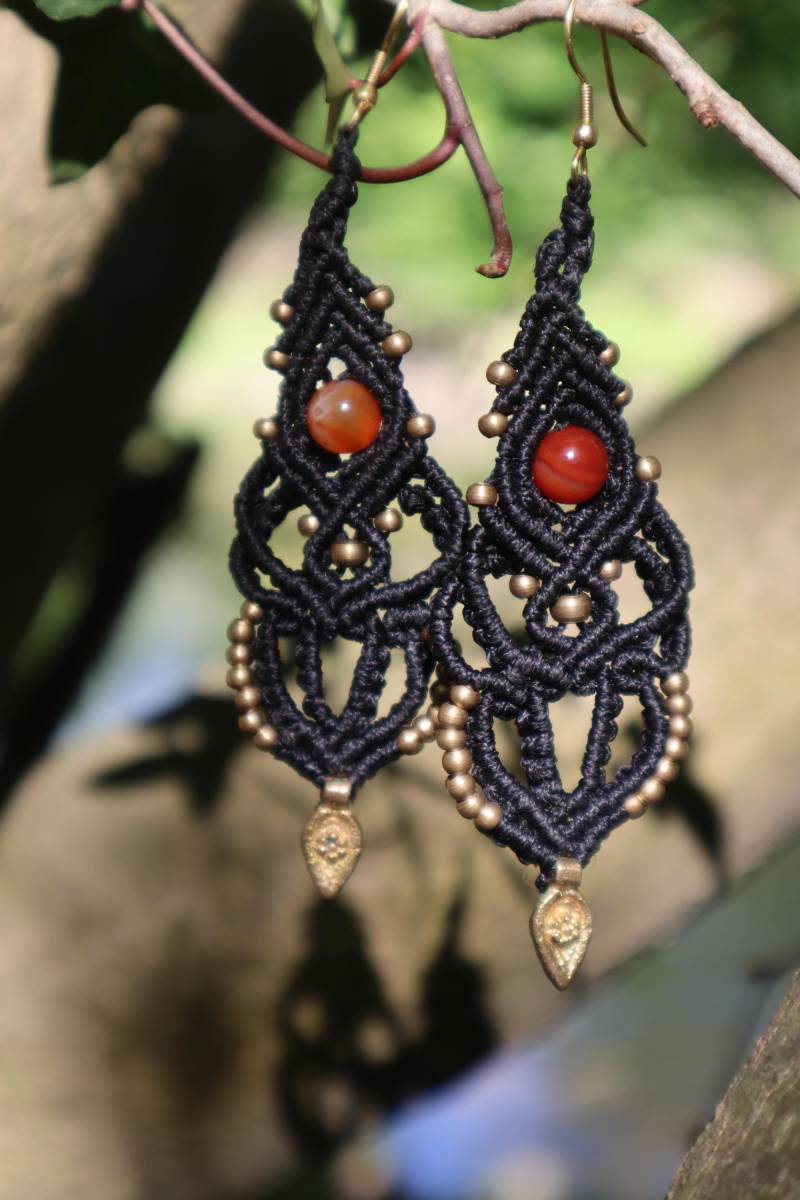 Macrame Earrings, Macrame, Bohemian, Hippie, Fantasy With Real Stone Beads Und Messing Elements von Vishaad143