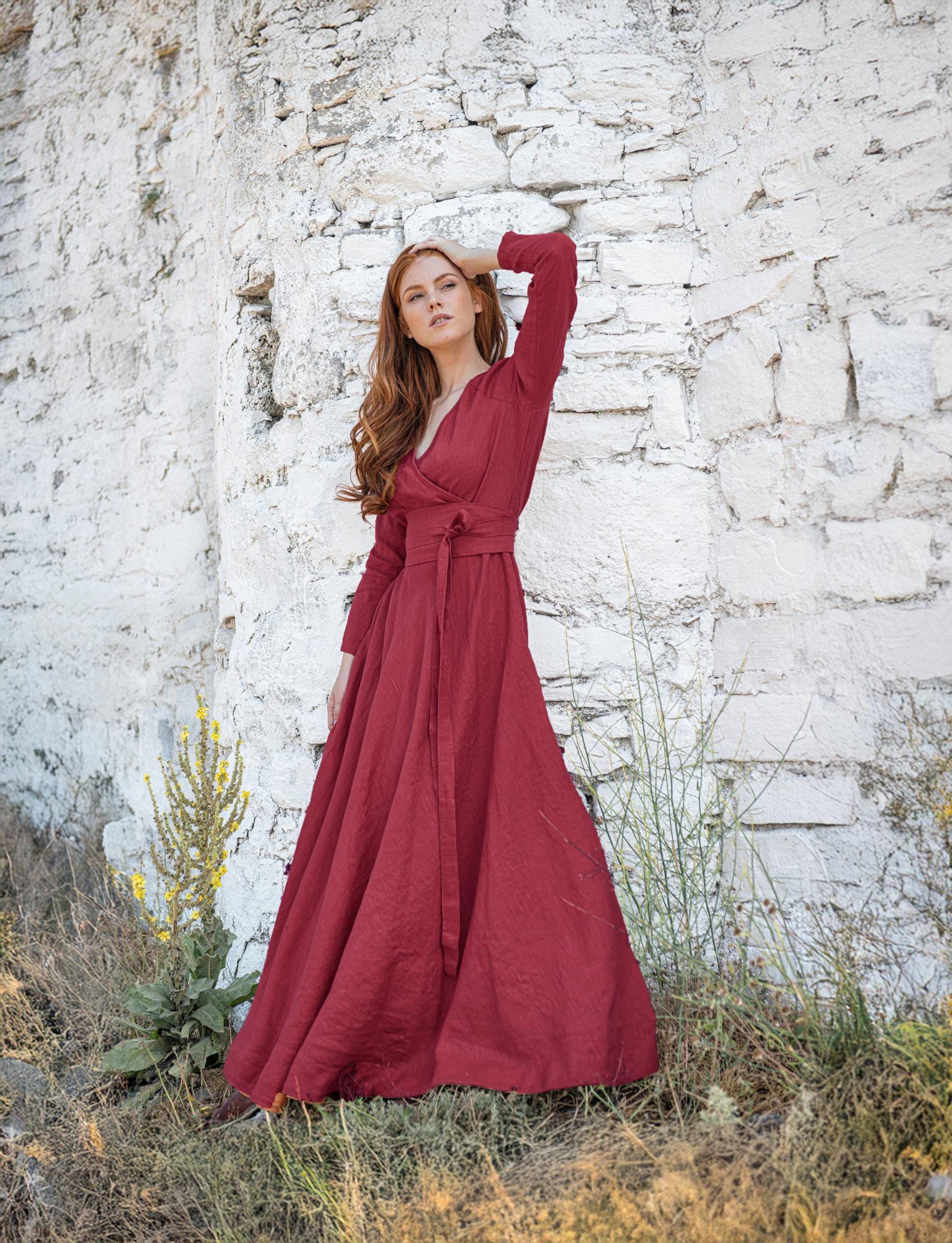 Langarm Maxikleid Aus Schwerem Leinen - Elegante Handgemachte Kleidung, Herbstkleid von VisibleArt