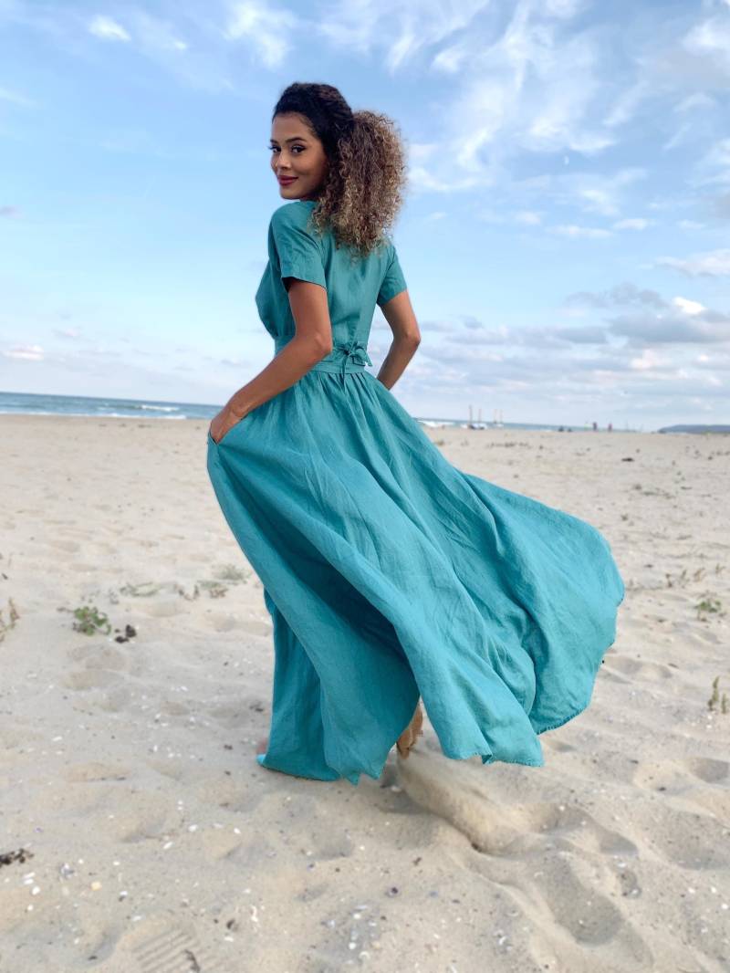 Leinen Wickelkleid Blau Grünes Maxikleid Mit Schärpe & Taschen von VisibleArt